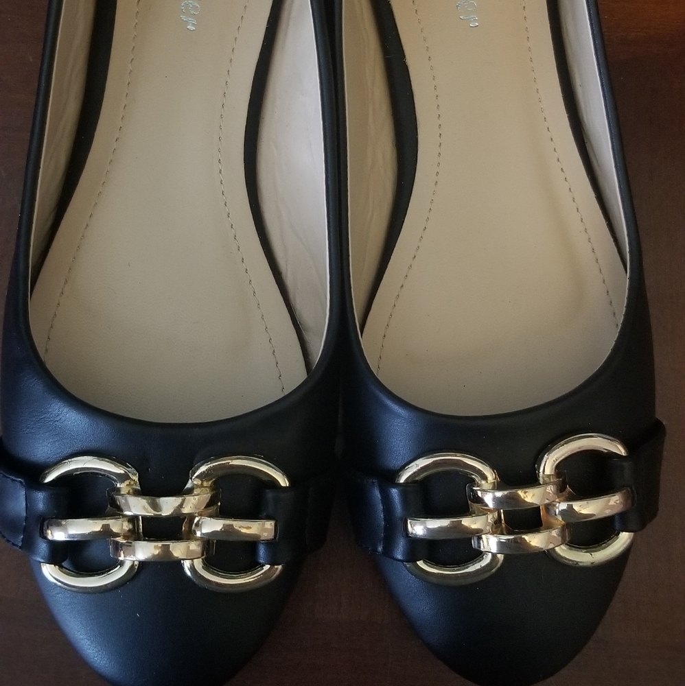 Black flats